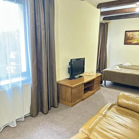 Pigy Otel 3*