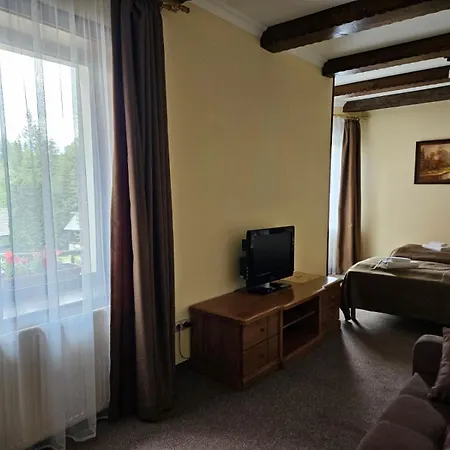 Pigy Otel Tatariv